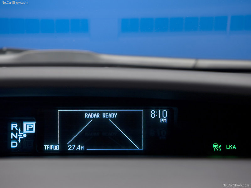 Illustration for article titled New Prius Hybrid Dashboard Photos